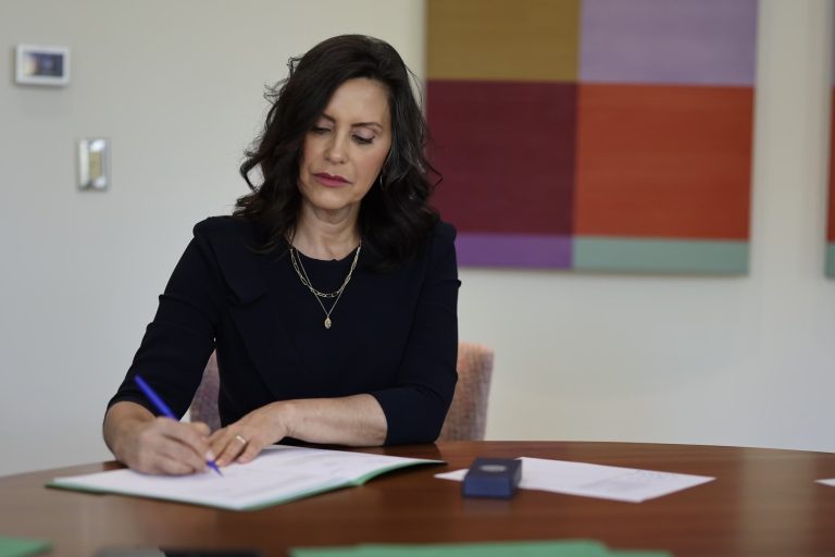 Michigan CASA Applauds Signing of House Bill 5429,  Strengthening Advocacy for Michigan’s Children 